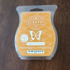 Scentsy Pumpkin Cinnamon Swirl Scent Bar - Orange